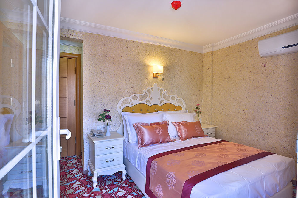 Santefe Hotel Istanboel Buitenkant foto